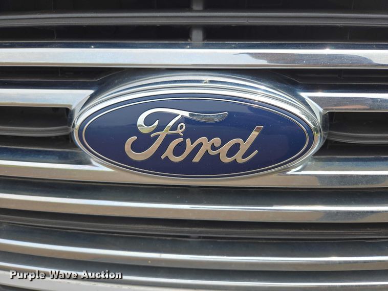 image for item ER5283 2017 Ford Transit 350 van