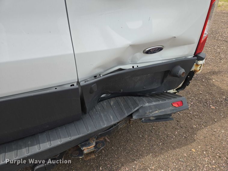 image for item ER5283 2017 Ford Transit 350 van