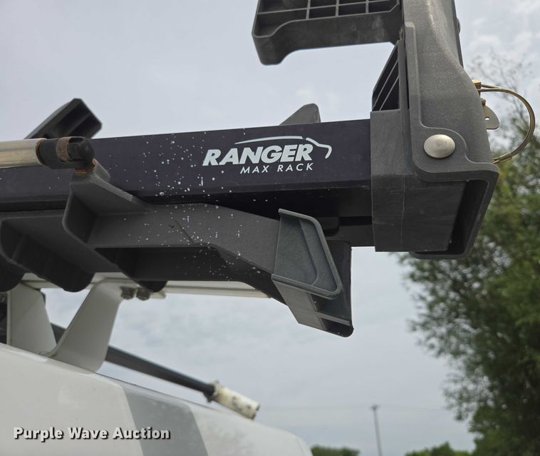 image for item ER5283 2017 Ford Transit 350 van