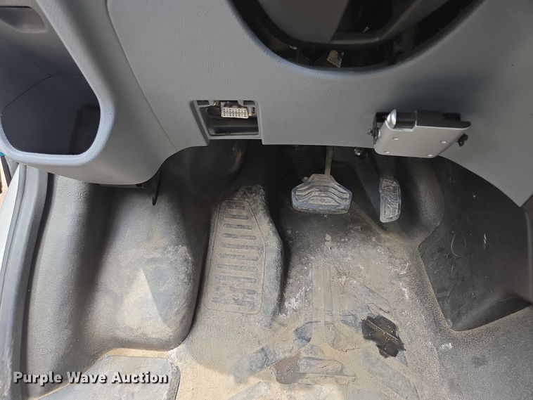 image for item ER5283 2017 Ford Transit 350 van