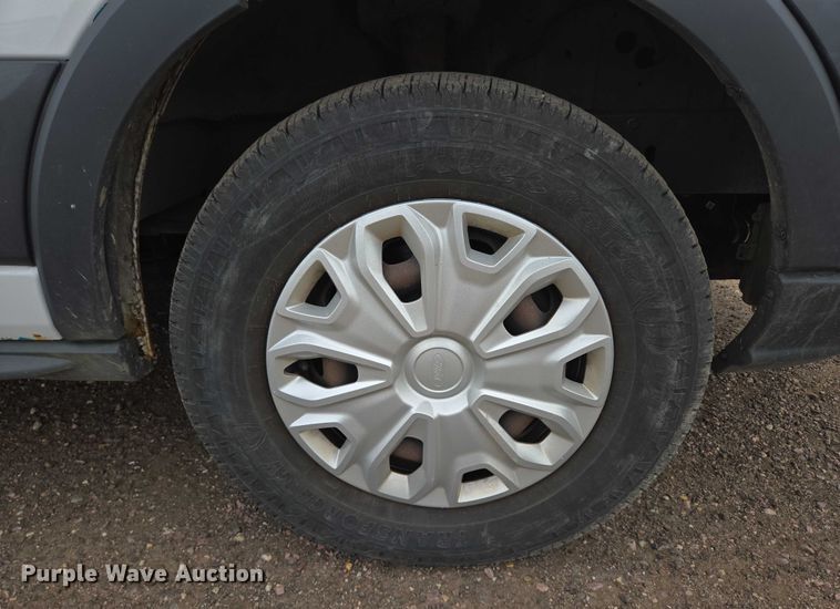 image for item ER5283 2017 Ford Transit 350 van
