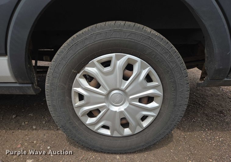 image for item ER5283 2017 Ford Transit 350 van