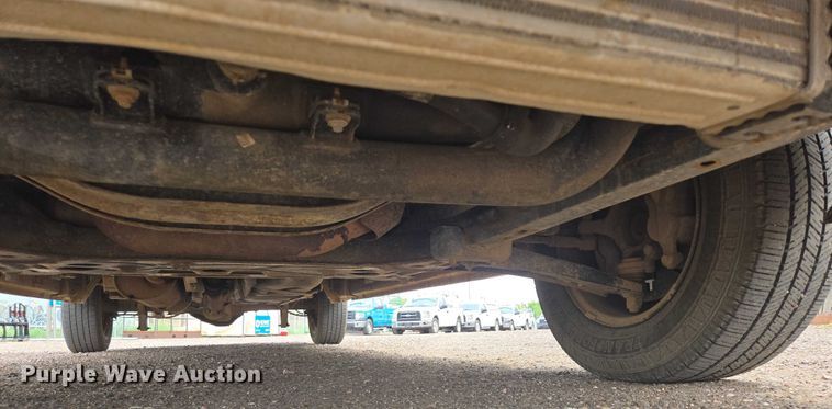 image for item ER5284 2019 Ford Transit 350 van