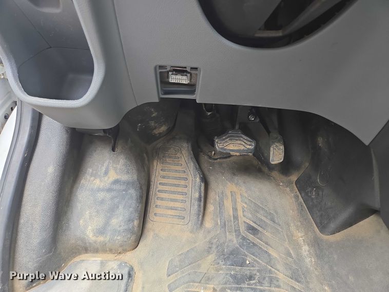 image for item ER5284 2019 Ford Transit 350 van