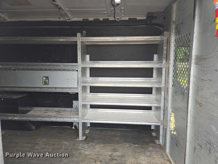 image for item ER5284 2019 Ford Transit 350 van