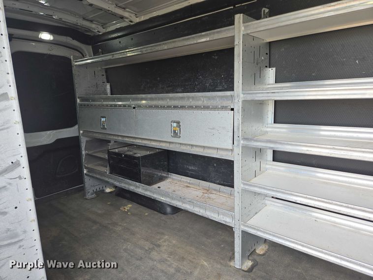 image for item ER5284 2019 Ford Transit 350 van