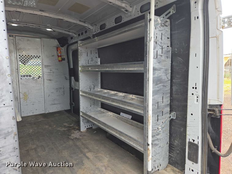 image for item ER5284 2019 Ford Transit 350 van