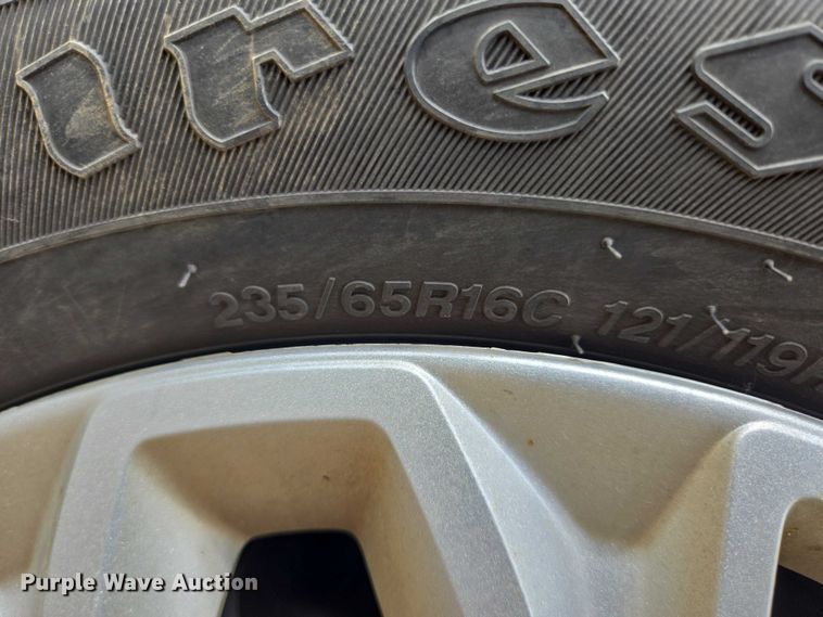 image for item ER5284 2019 Ford Transit 350 van