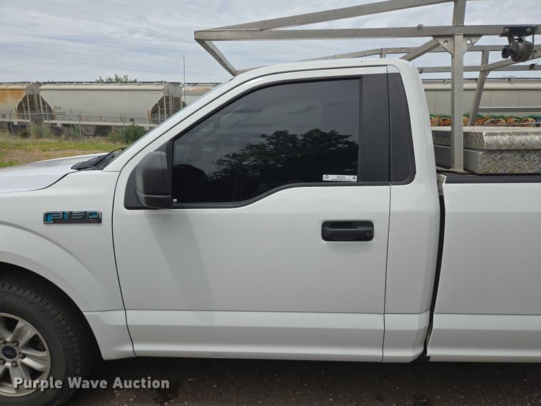 image for item ER5285 2017 Ford F150 XL pickup truck