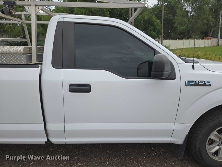 image for item ER5285 2017 Ford F150 XL pickup truck