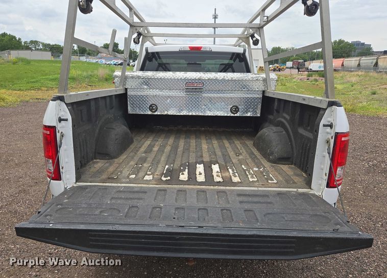 image for item ER5285 2017 Ford F150 XL pickup truck