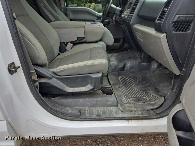 image for item ER5285 2017 Ford F150 XL pickup truck