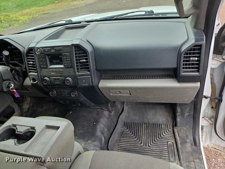 image for item ER5285 2017 Ford F150 XL pickup truck