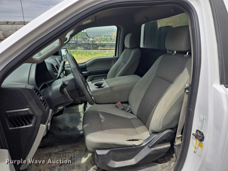 image for item ER5287 2017 Ford F150 XL  pickup truck