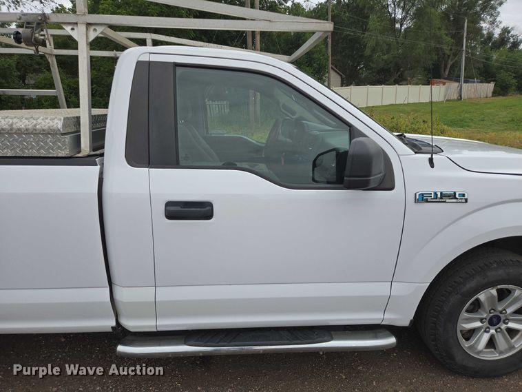 image for item ER5290 2017 Ford F150 XL pickup truck