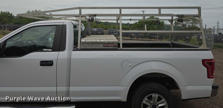 image for item ER5290 2017 Ford F150 XL pickup truck