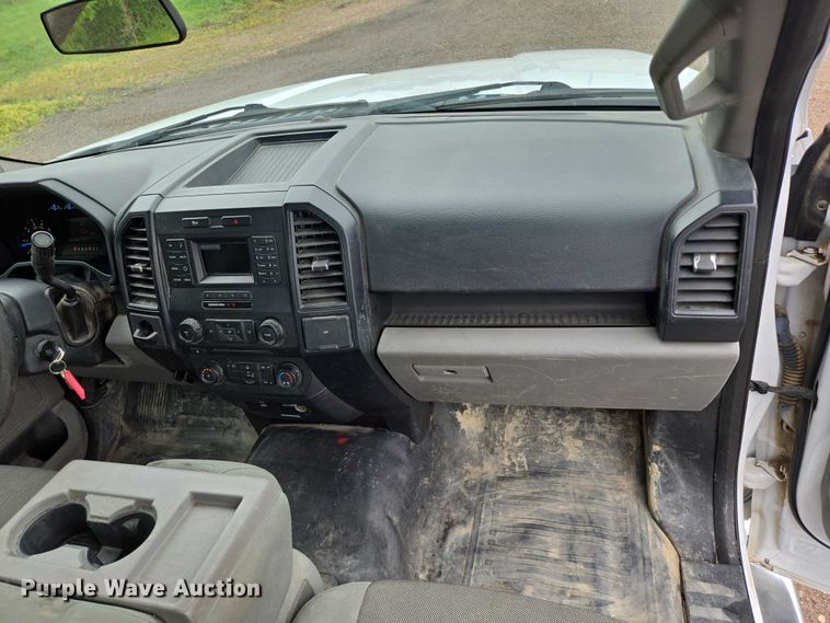 image for item ER5290 2017 Ford F150 XL pickup truck