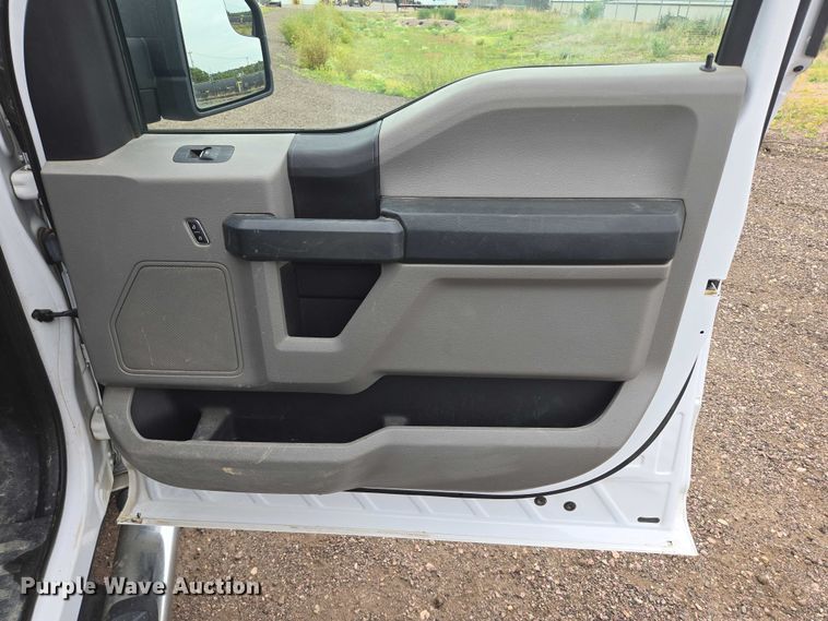 image for item ER5290 2017 Ford F150 XL pickup truck