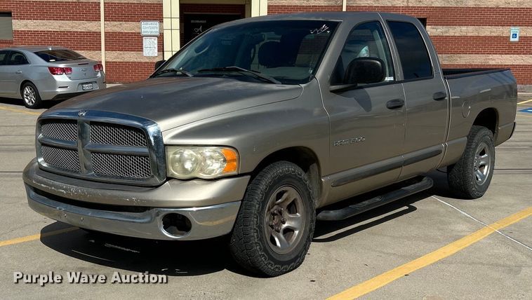 image for item EX9812 2002 Dodge Ram 1500 Quad Cab pickup truck