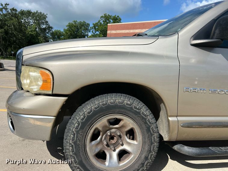 image for item EX9812 2002 Dodge Ram 1500 Quad Cab pickup truck