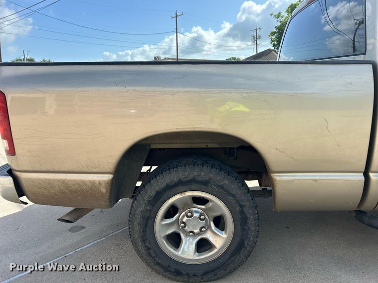 image for item EX9812 2002 Dodge Ram 1500 Quad Cab pickup truck