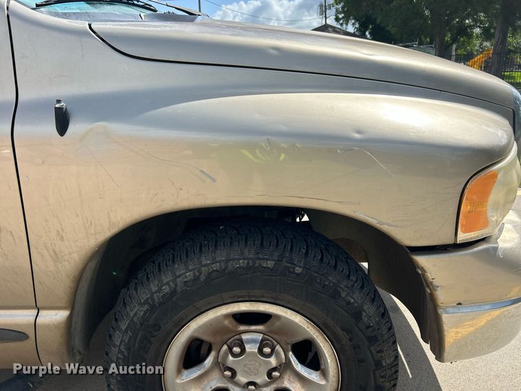 image for item EX9812 2002 Dodge Ram 1500 Quad Cab pickup truck