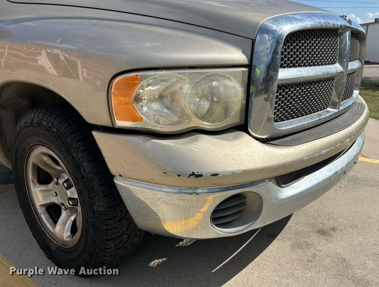image for item EX9812 2002 Dodge Ram 1500 Quad Cab pickup truck