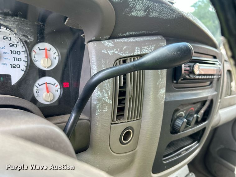 image for item EX9812 2002 Dodge Ram 1500 Quad Cab pickup truck