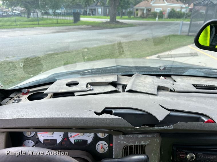 image for item EX9812 2002 Dodge Ram 1500 Quad Cab pickup truck