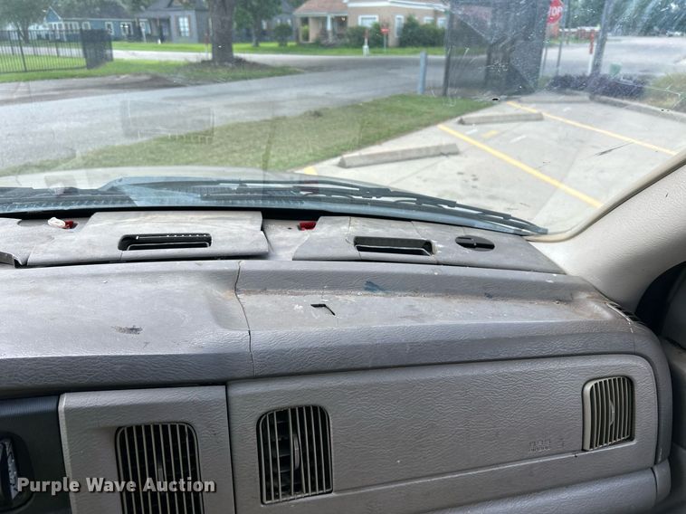 image for item EX9812 2002 Dodge Ram 1500 Quad Cab pickup truck