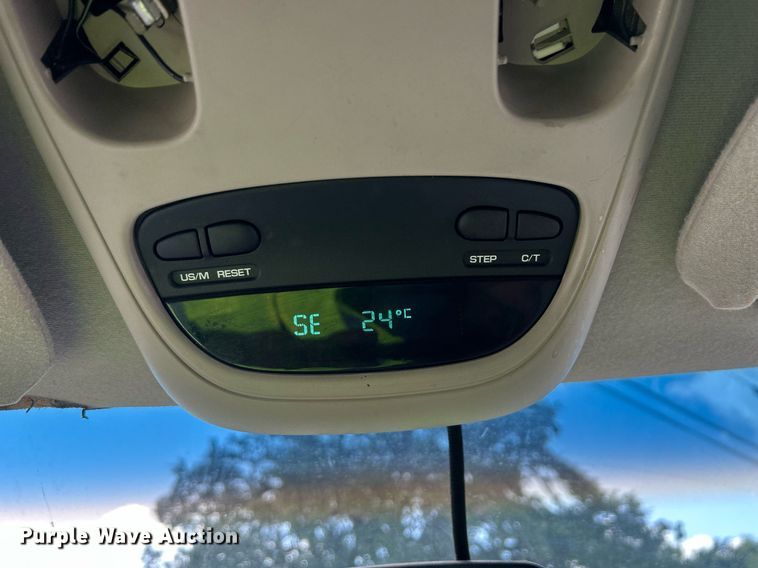 image for item EX9812 2002 Dodge Ram 1500 Quad Cab pickup truck