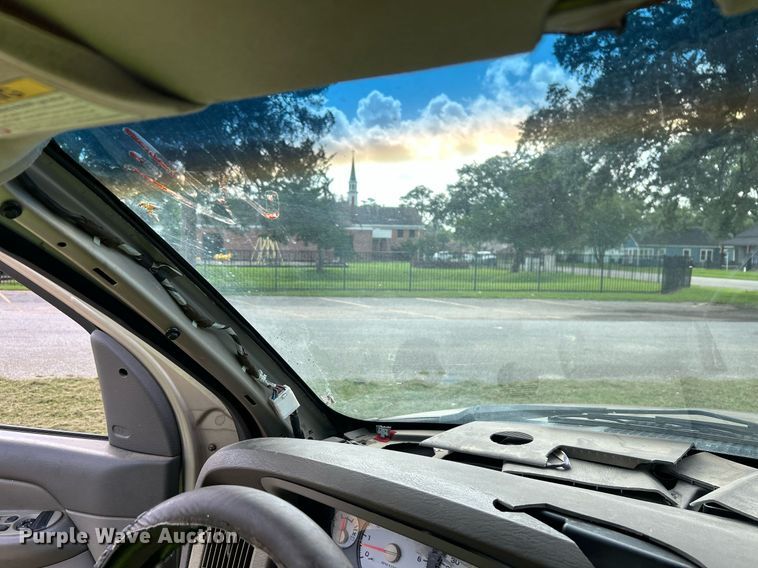 image for item EX9812 2002 Dodge Ram 1500 Quad Cab pickup truck