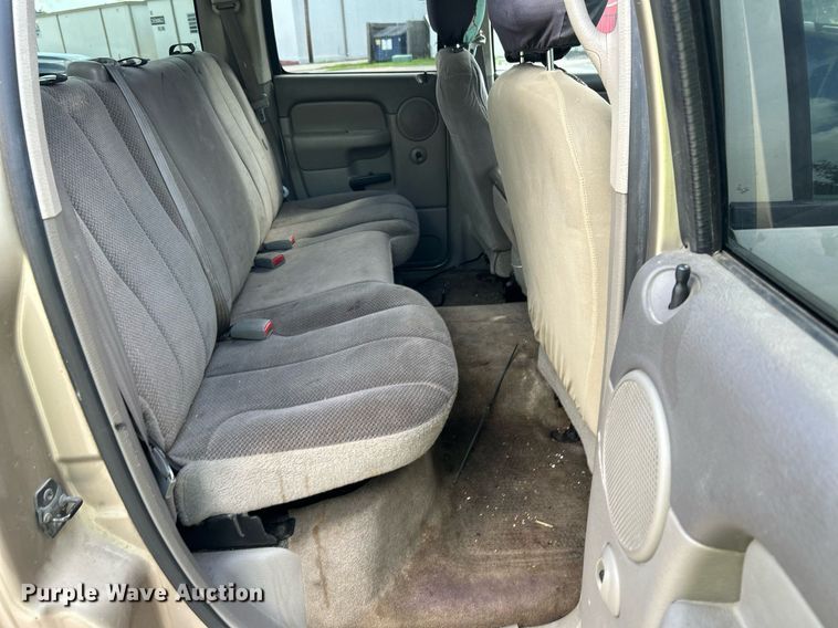 image for item EX9812 2002 Dodge Ram 1500 Quad Cab pickup truck