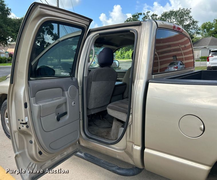 image for item EX9812 2002 Dodge Ram 1500 Quad Cab pickup truck