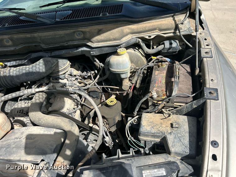 image for item EX9812 2002 Dodge Ram 1500 Quad Cab pickup truck