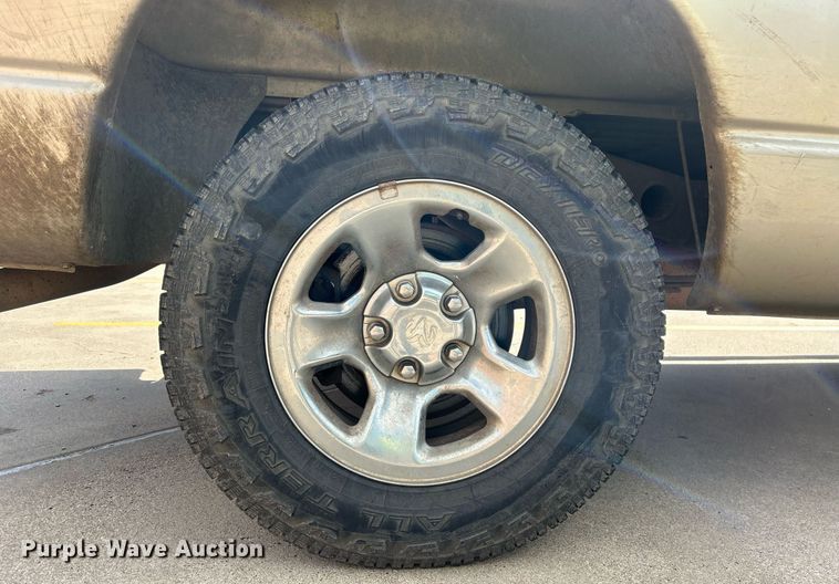 image for item EX9812 2002 Dodge Ram 1500 Quad Cab pickup truck