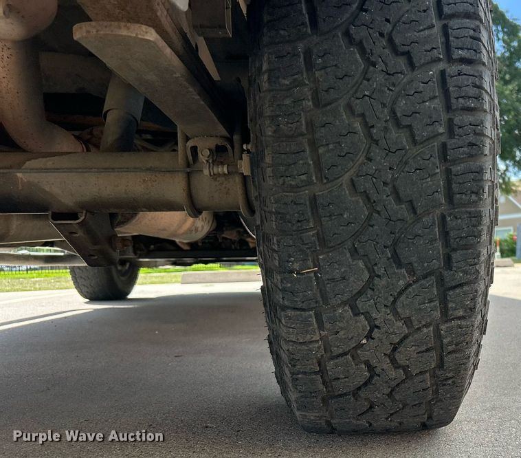 image for item EX9812 2002 Dodge Ram 1500 Quad Cab pickup truck