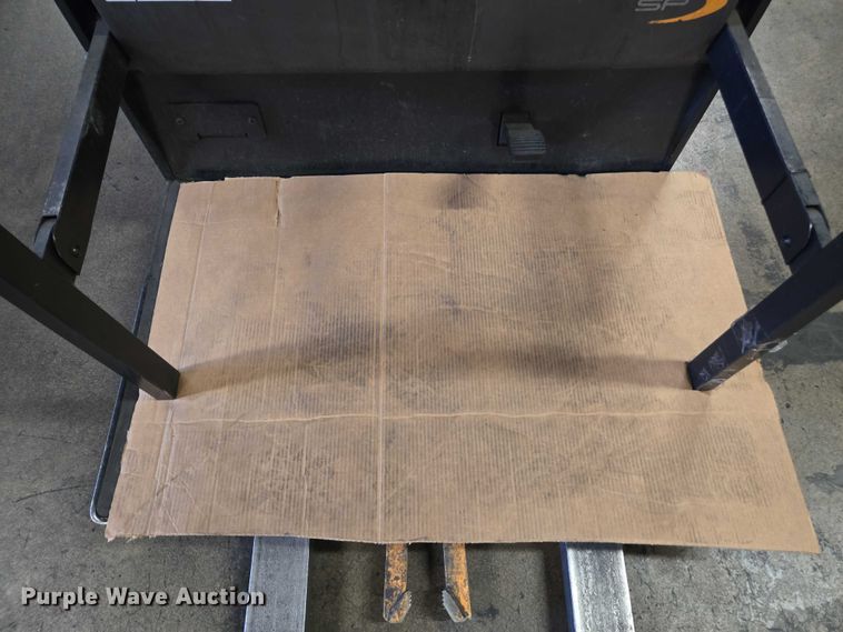 image for item FB9389 2015 Crown SP3520-30 order picker