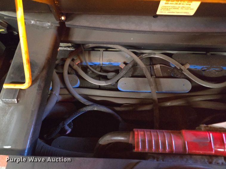 image for item FB9389 2015 Crown SP3520-30 order picker