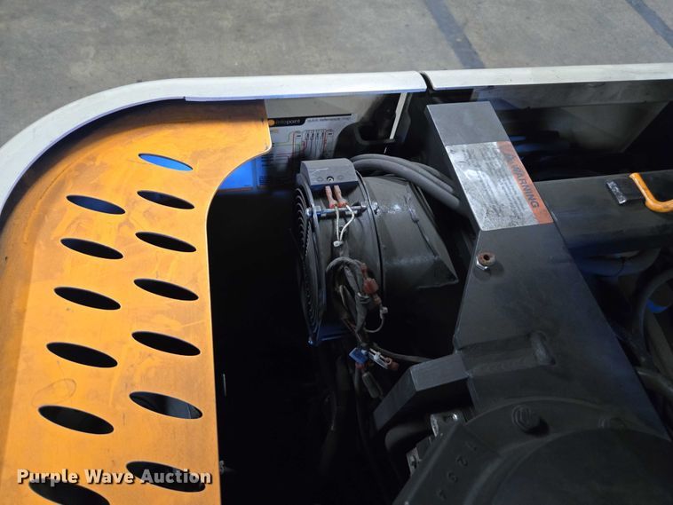 image for item FB9389 2015 Crown SP3520-30 order picker