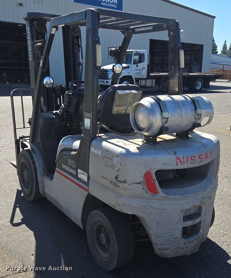 image for item FB9390 Nissan PF60 forklift