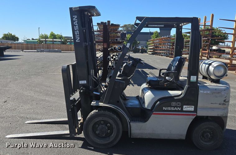image for item FB9390 Nissan PF60 forklift