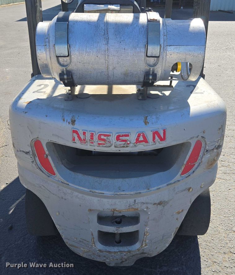 image for item FB9390 Nissan PF60 forklift