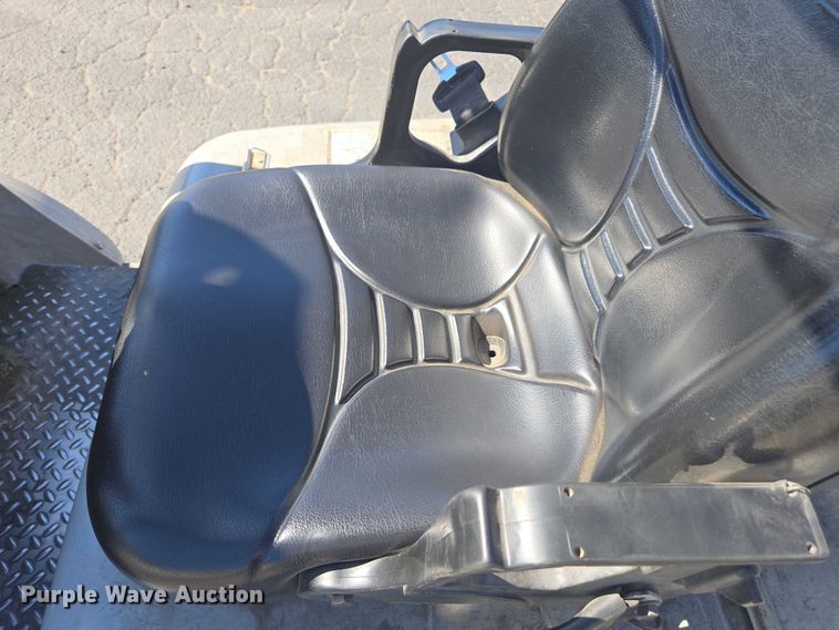 image for item FB9390 Nissan PF60 forklift