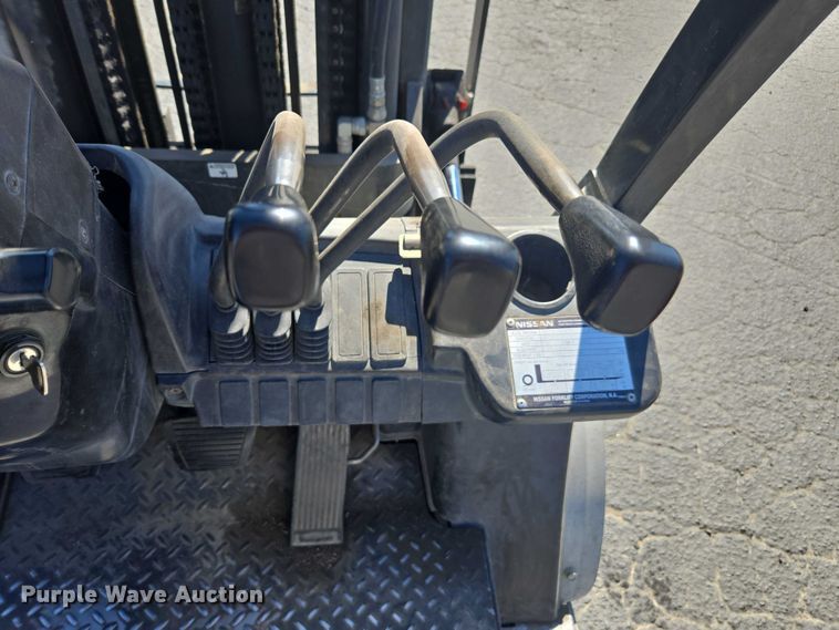 image for item FB9390 Nissan PF60 forklift