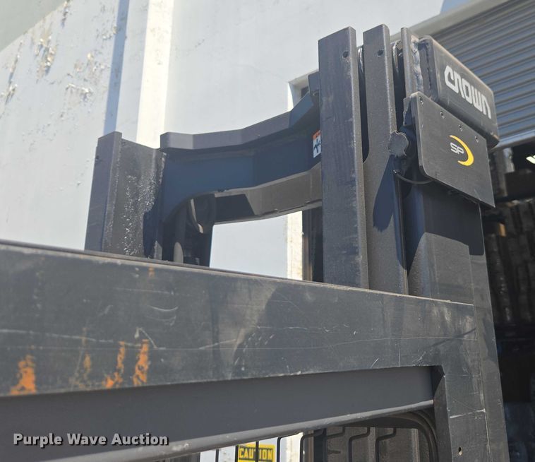 image for item FB9393 2015 Crown SP3520-30 order picker