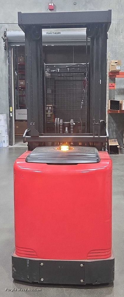 image for item FB9394 2015 Raymond 5400 order picker