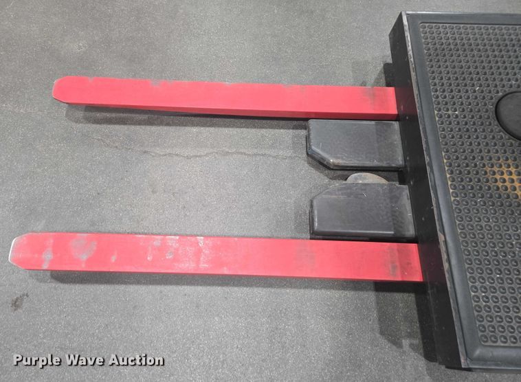 image for item FB9394 2015 Raymond 5400 order picker