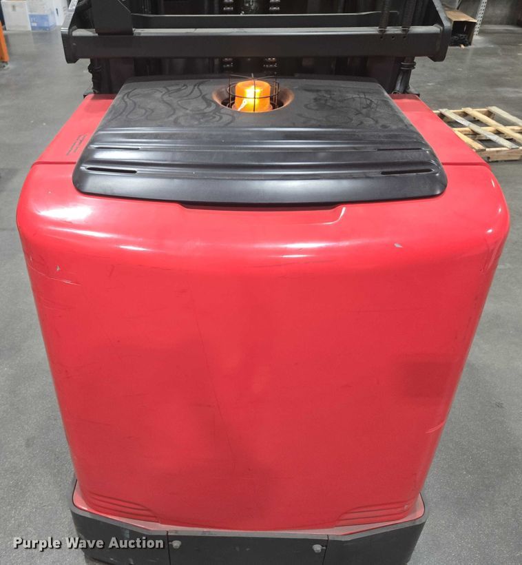 image for item FB9394 2015 Raymond 5400 order picker