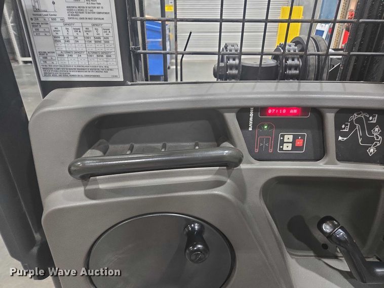 image for item FB9394 2015 Raymond 5400 order picker